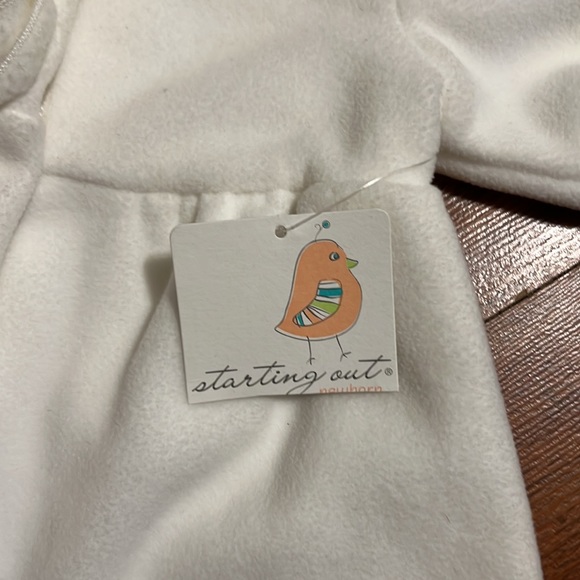 Starting Out Baby White Coat Faux Fur Hoodie Rosettes Velcro Closure 3M NWOT - Picture 7 of 10